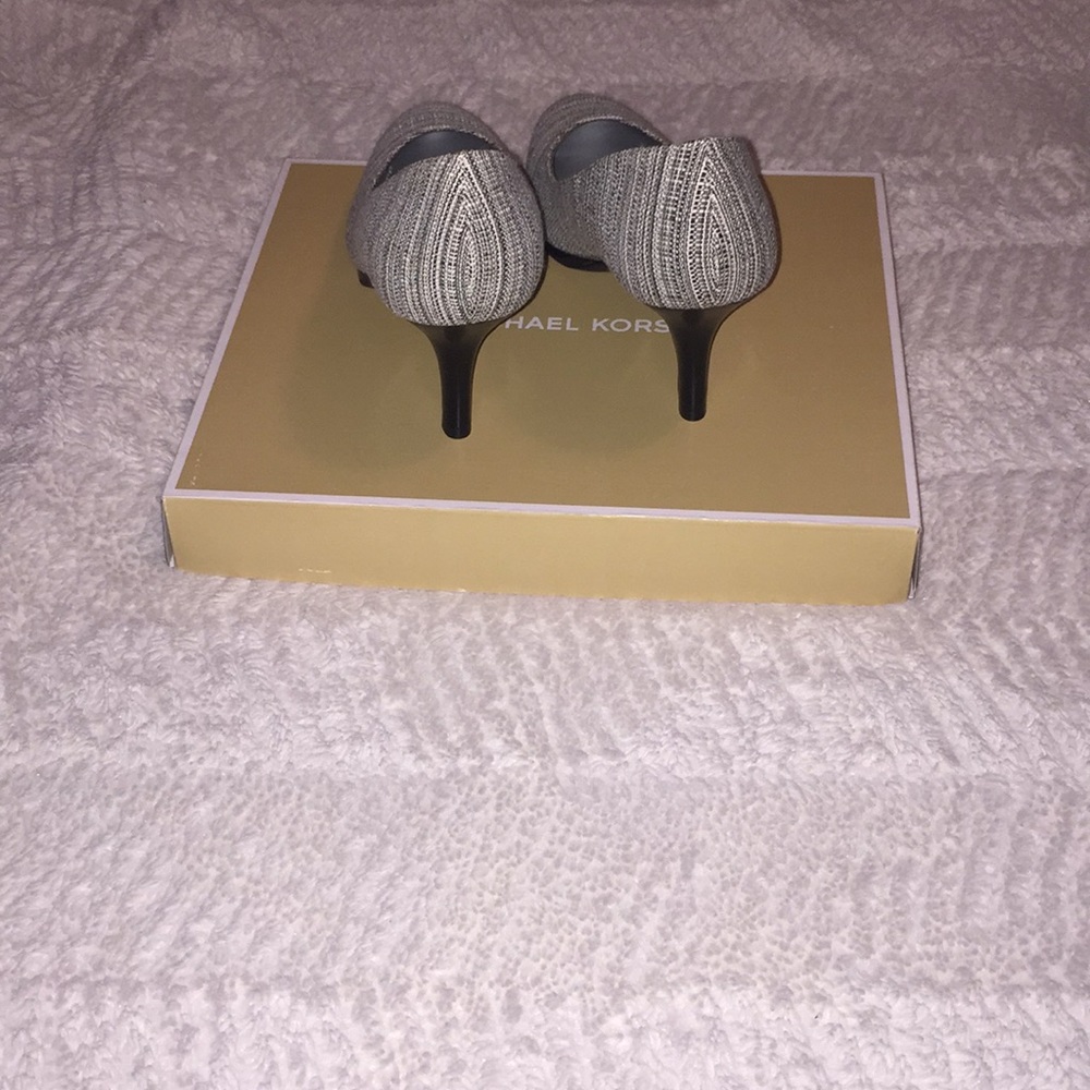 NWOB, Coach high heels shoes size 8 1/2 - Picture 3 of 8